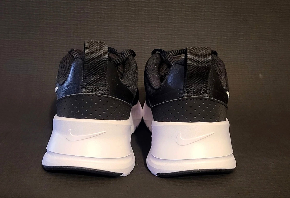 Nike Air Max Nuaxis Mujer – Black/White | HF1233-001