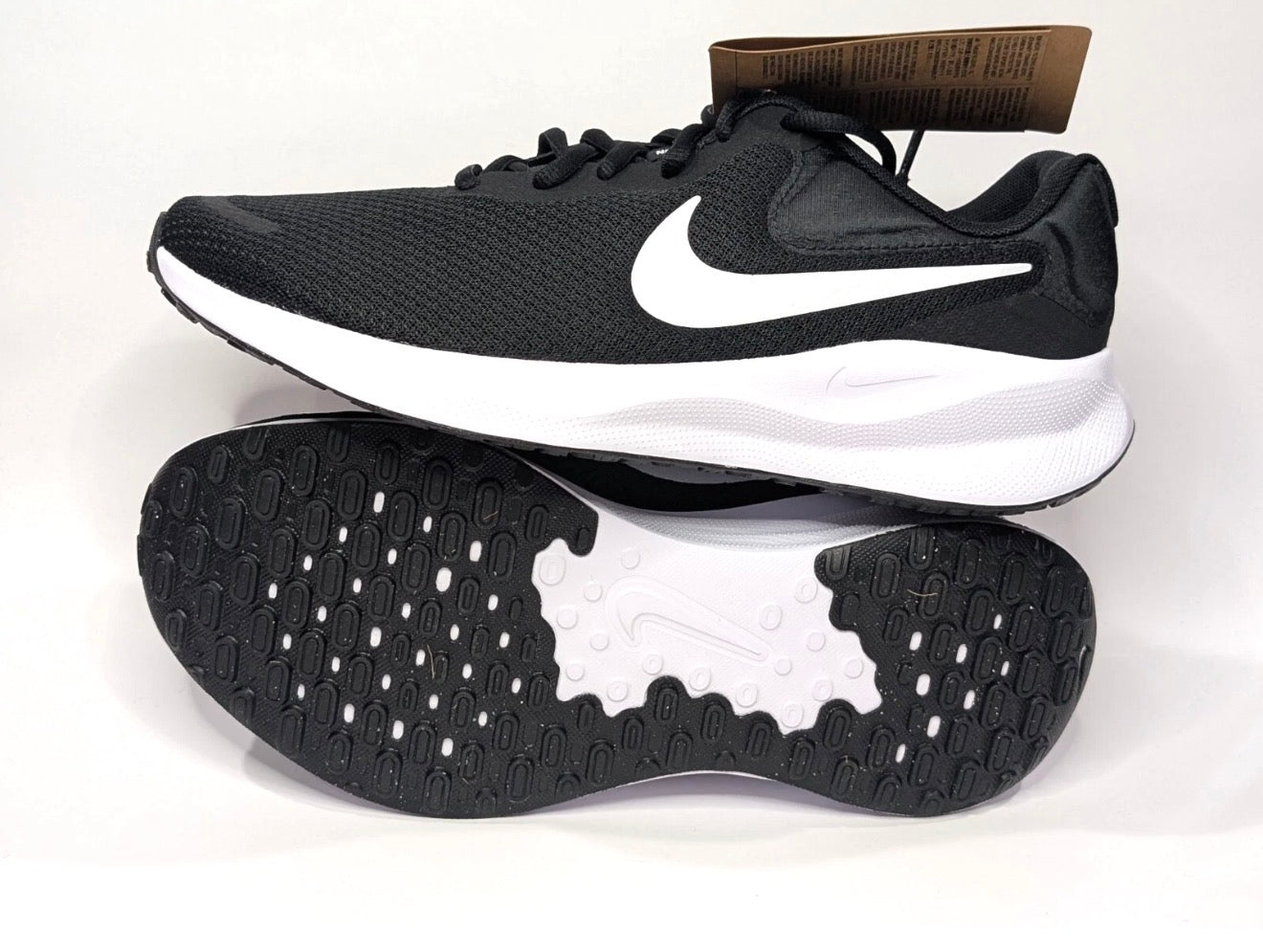 Nike Woman's Revolution 7 woman Running Negro/Blanco Wide